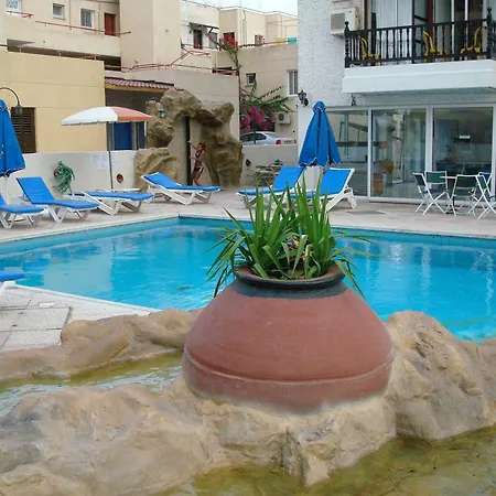 Best Western Plus Larco