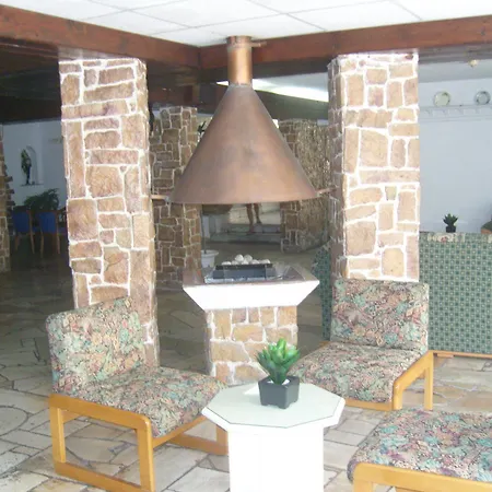 Best Western Plus Larco 2*