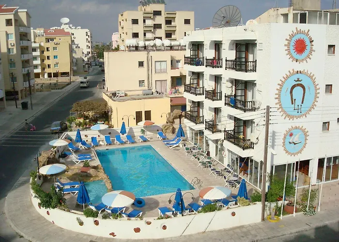 Hotel Best Western Plus Larco 2*