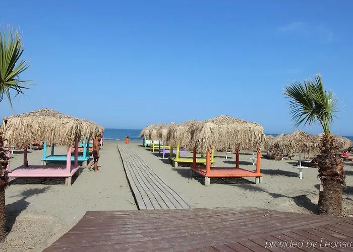 Best Western Plus Larco Hotel