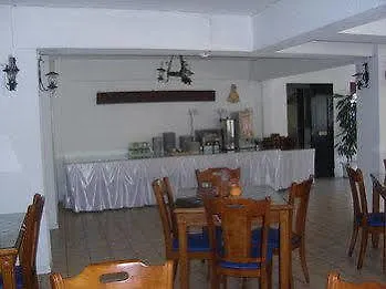 Best Western Plus Larco מלון 2*