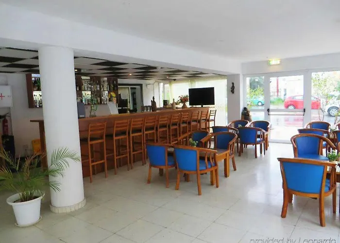 Best Western Plus Larco 2*