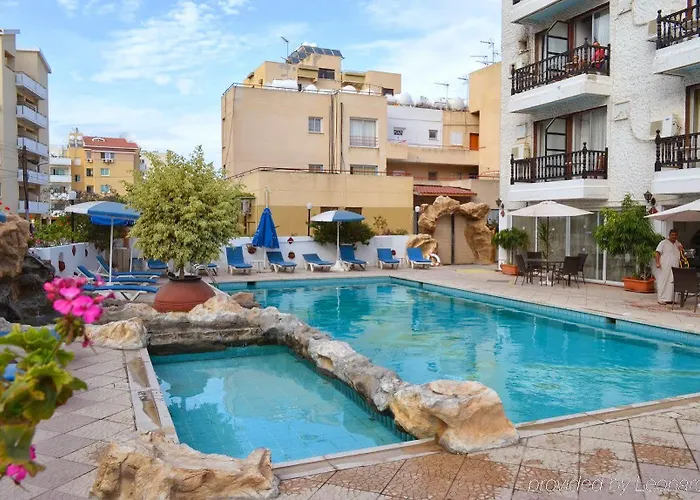 Best Western Plus Larco 2* Larnaca