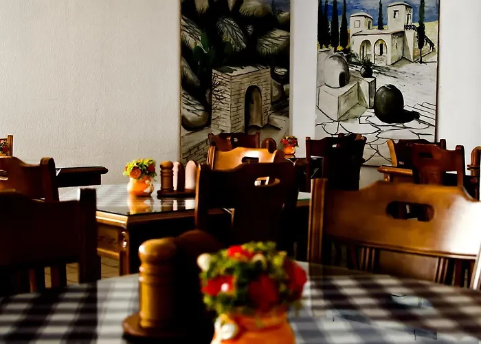 Отель Best Western Plus Larco