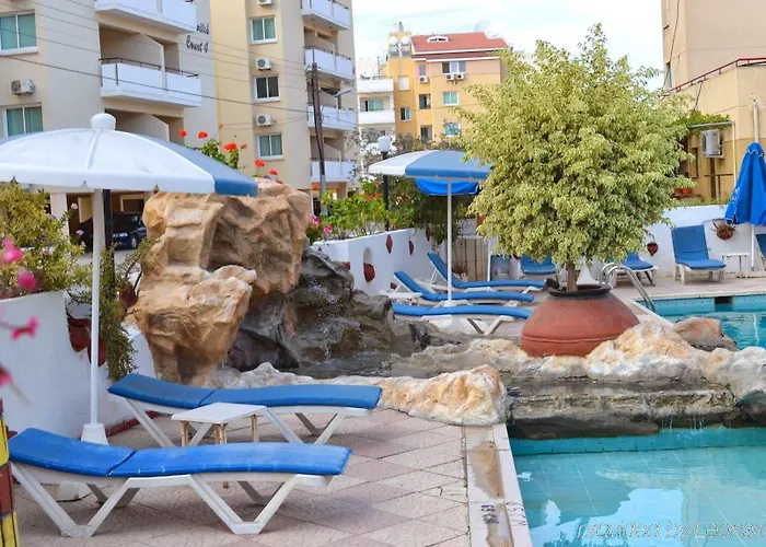 Best Western Plus Larco Отель