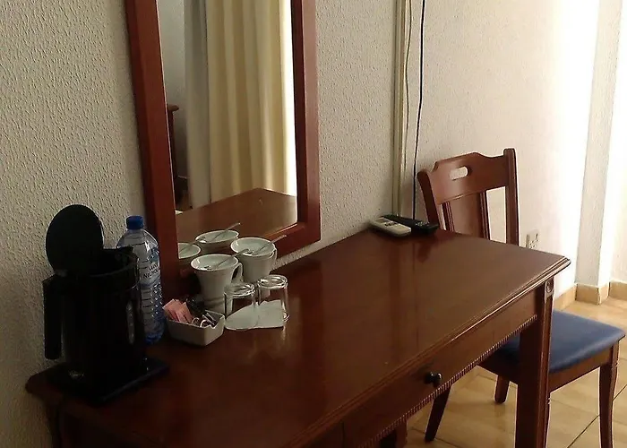 Отель Best Western Plus Larco 2*