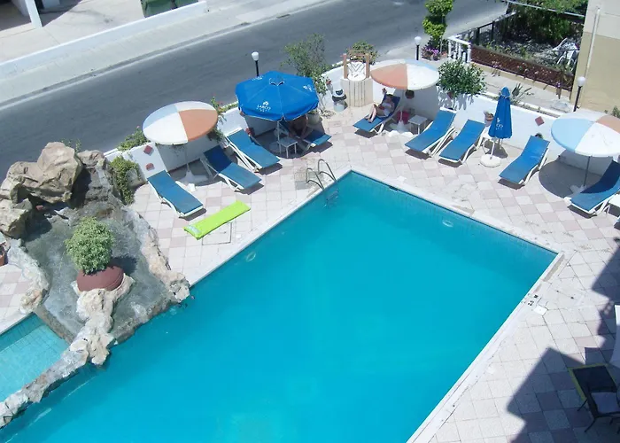 Best Western Plus Larco Ларнака